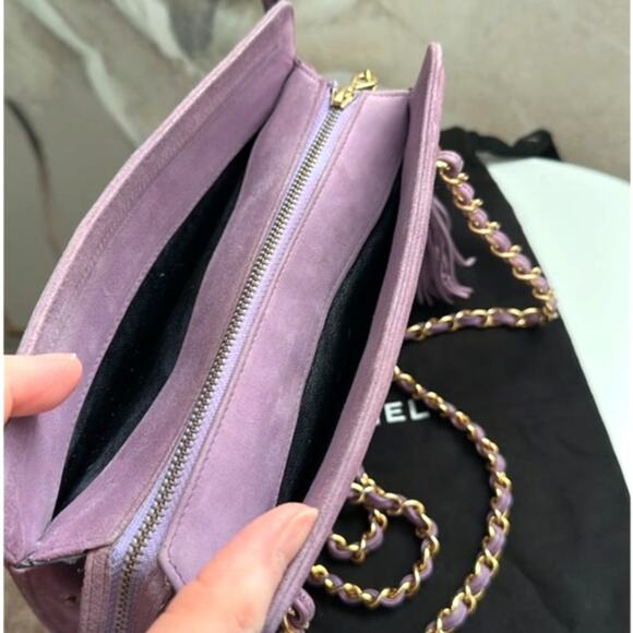 CHANEL Vintage Purple Quilted Suede Chain Link Shoulder Bag CC Logo Tassel Charm - Picture 6 of 16